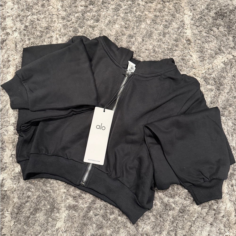 ALO Yoga Black Women's Cropped Zipup Sweater